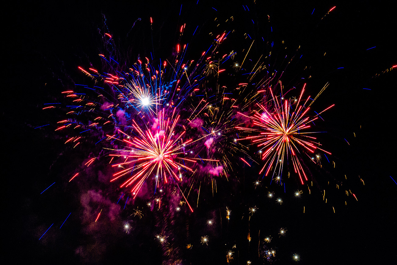 Feu D Artifice 21 Juillet 2022 Mouscron - Esam Solidarity